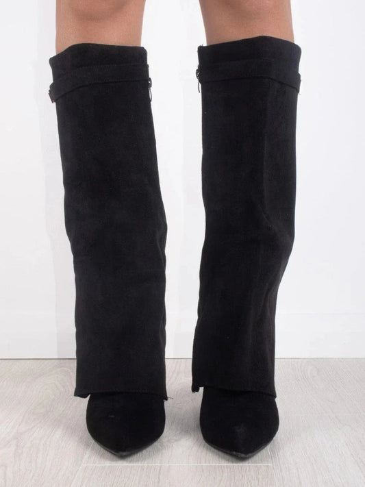 ALVINA | Luxe Wildleder-Look Hohe Stiefel mit Goldakzent